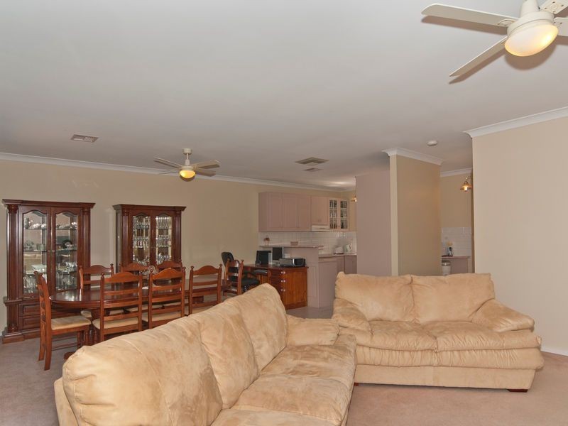 10 Howell Place, Wynn Vale SA 5127