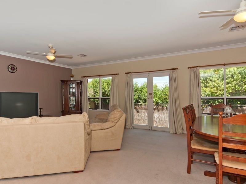 10 Howell Place, Wynn Vale SA 5127