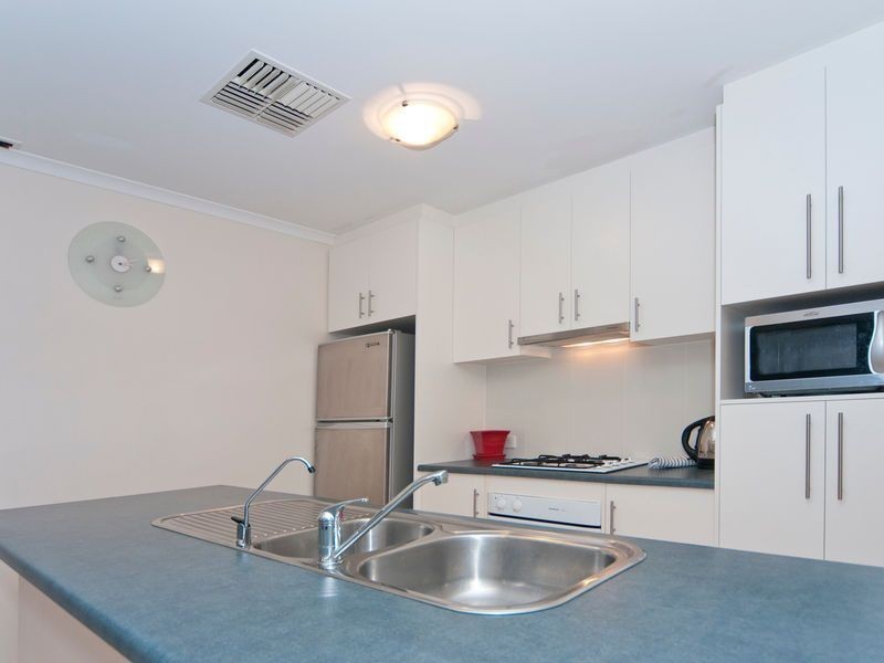 7 Lancelot Grove, Burton SA 5110