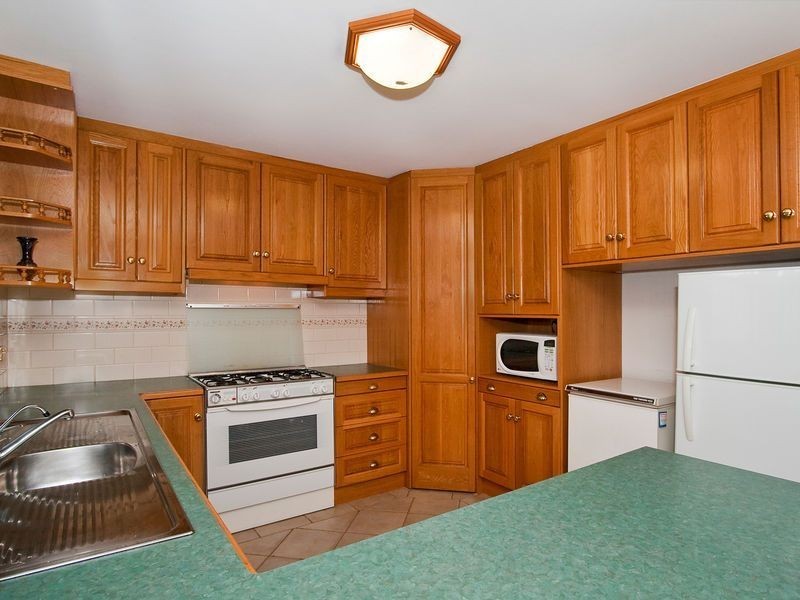 8 Henryk Drive, Hillbank SA 5112