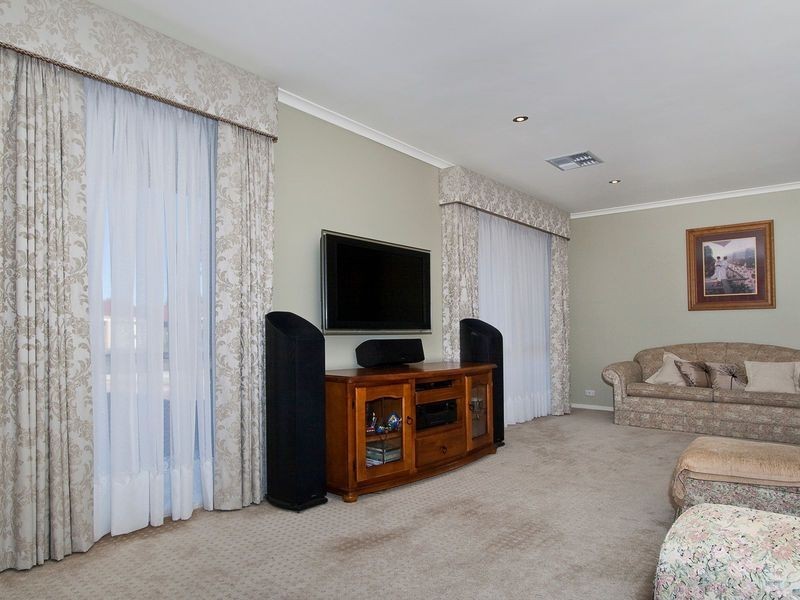 4 Goddard Drive, Salisbury Park SA 5109