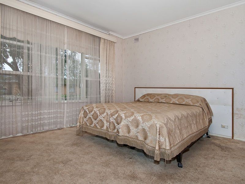 7 Pantowora Drive, Hope Valley SA 5090