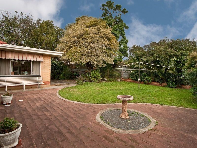 7 Pantowora Drive, Hope Valley SA 5090