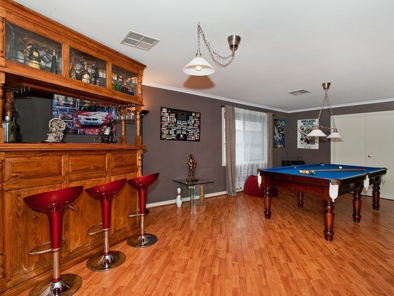 21 Chapel Hill Road, Greenwith SA 5125