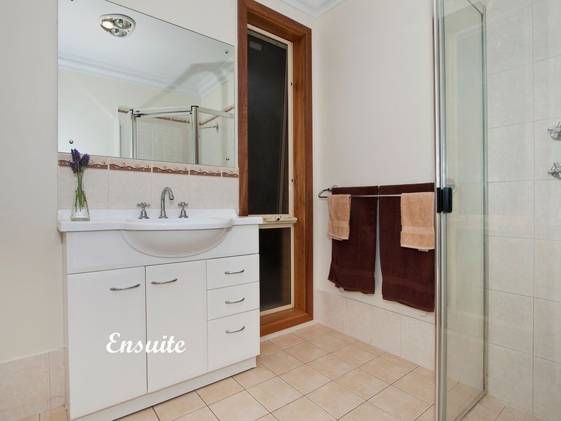 12 Grevillea Drive, Banksia Park SA 5091