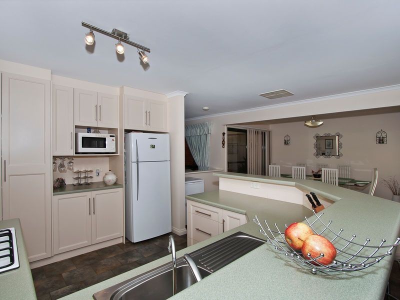 14 Cromer Court, Greenwith SA 5125