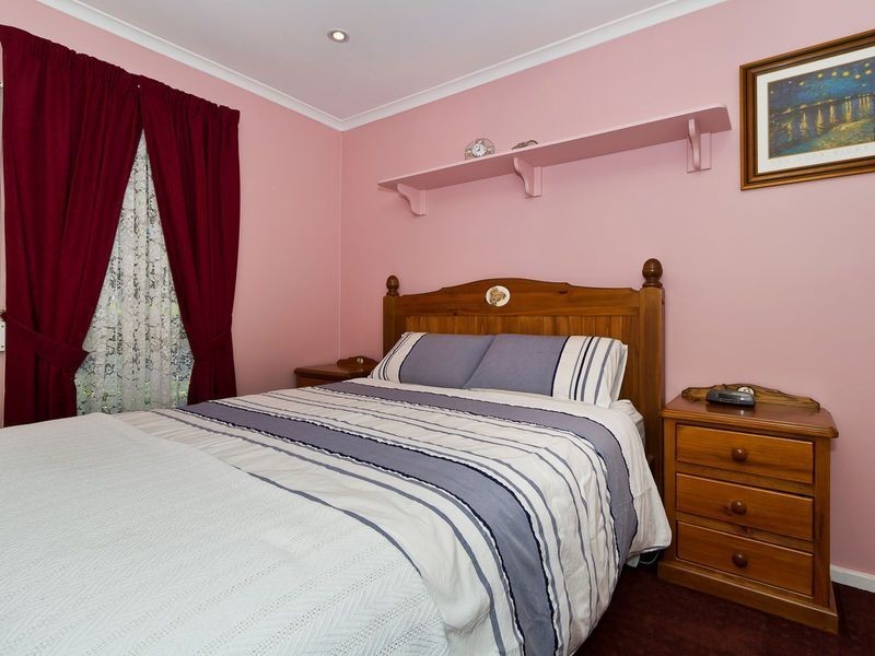 40 Wirilda Ave, Surrey Downs SA 5126