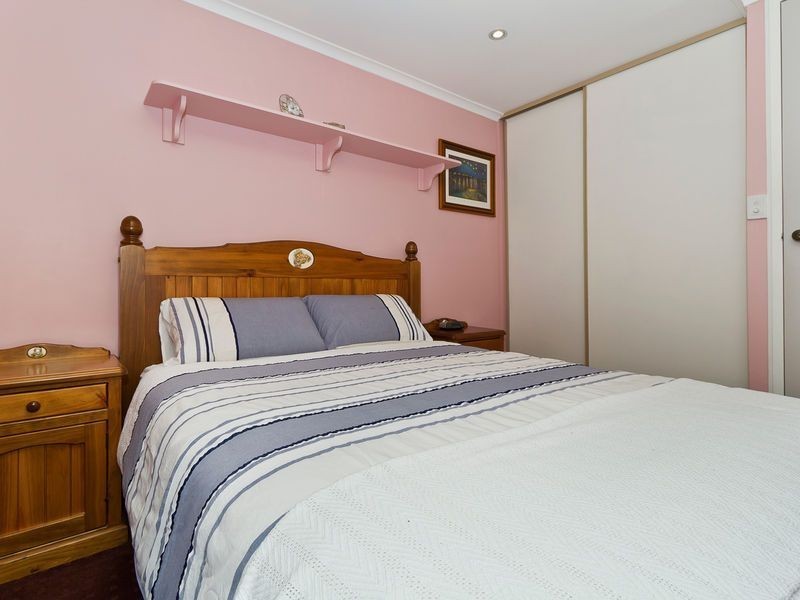 40 Wirilda Ave, Surrey Downs SA 5126