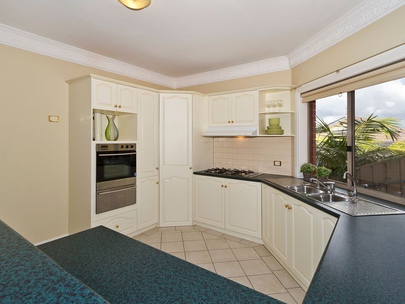 38 Reordan Drive, Greenwith SA 5125