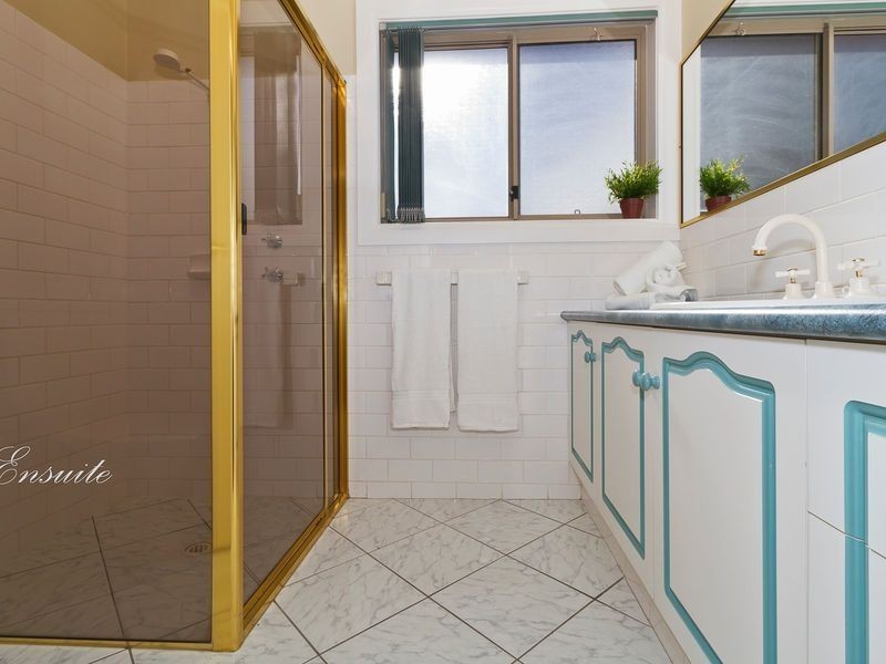 38 Reordan Drive, Greenwith SA 5125