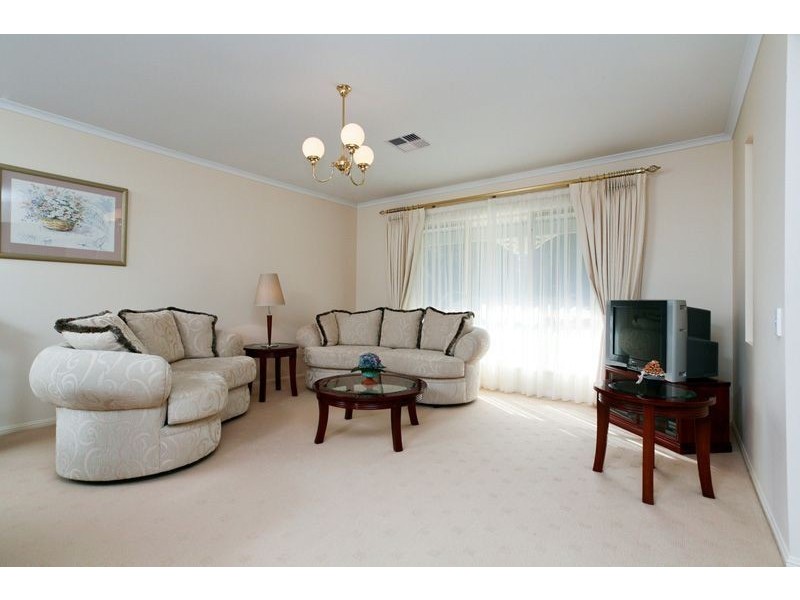 2 Delray Avenue, Holden Hill SA 5088