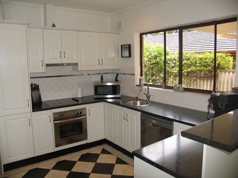 29 Nunyah Drive, Banksia Park SA 5091