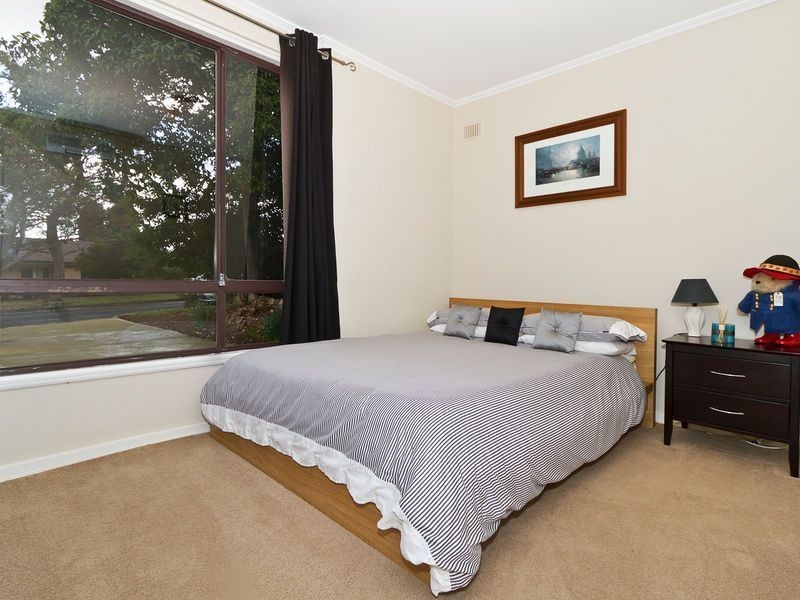 29 Nunyah Drive, Banksia Park SA 5091