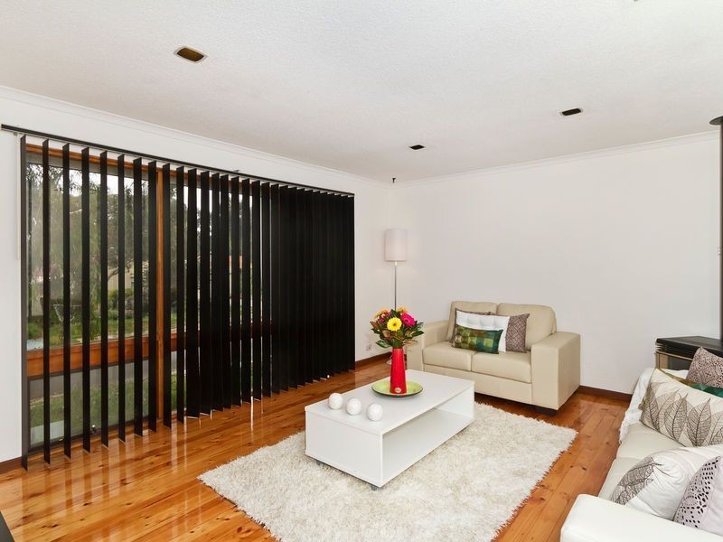 19 Newland Ave, Ridgehaven SA 5097