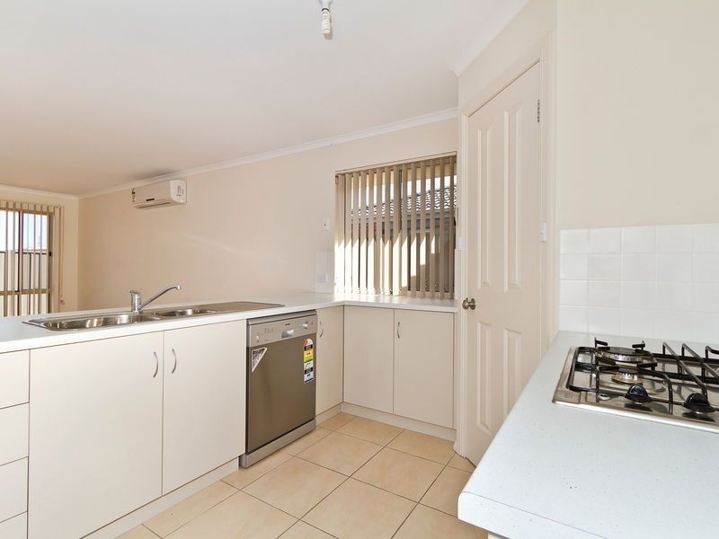 16 Almond Circuit, Munno Para West SA 5115