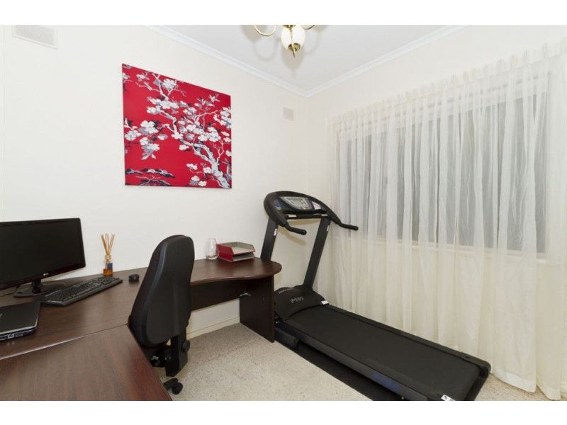 34 Todd Road, Para Hills SA 5096