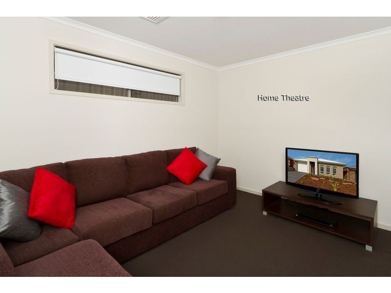 24 Tuscan Road, Golden Grove SA 5125