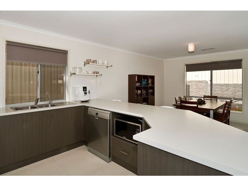 24 Tuscan Road, Golden Grove SA 5125