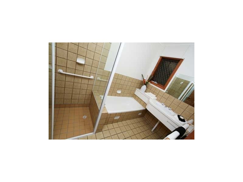 47 Hamilton Road, Fairview Park SA 5126