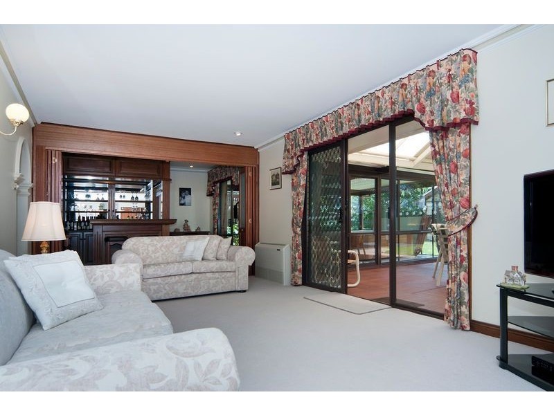4 Swan Court, Modbury Heights SA 5092