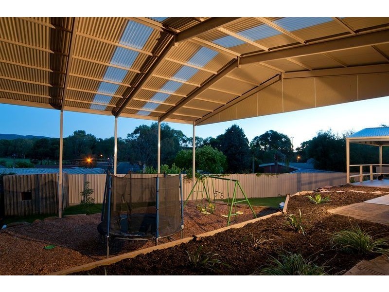 15 Geraldine Street, Valley View SA 5093