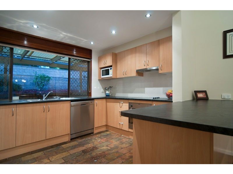 15 Geraldine Street, Valley View SA 5093