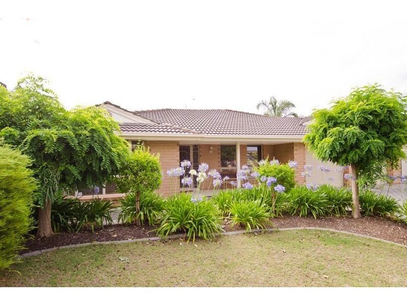 21 Lake Miranda Court, Greenwith SA 5125