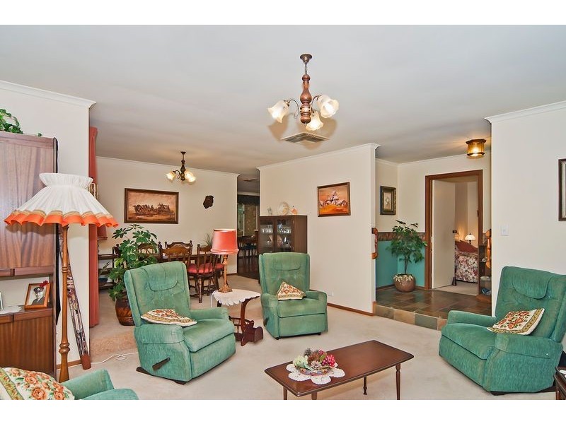 28 Burford Crescent, Redwood Park SA 5097