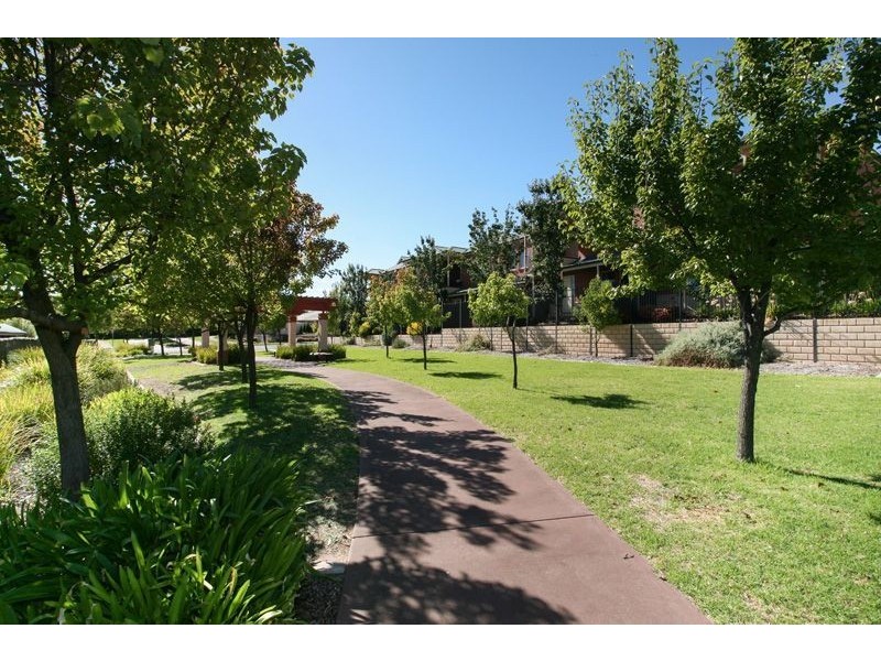 9 Rokewood Cct, Golden Grove SA 5125