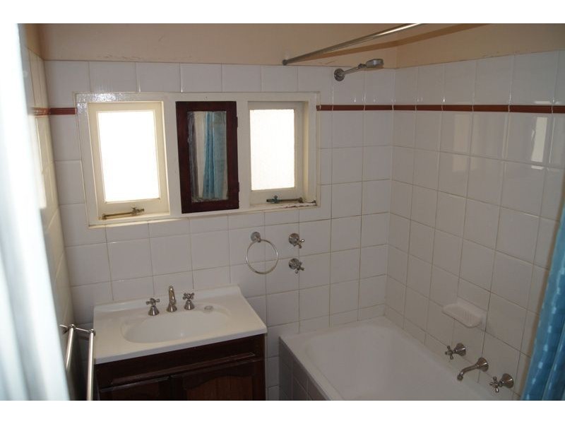 21 Edgecombe St, Woodville North SA 5012