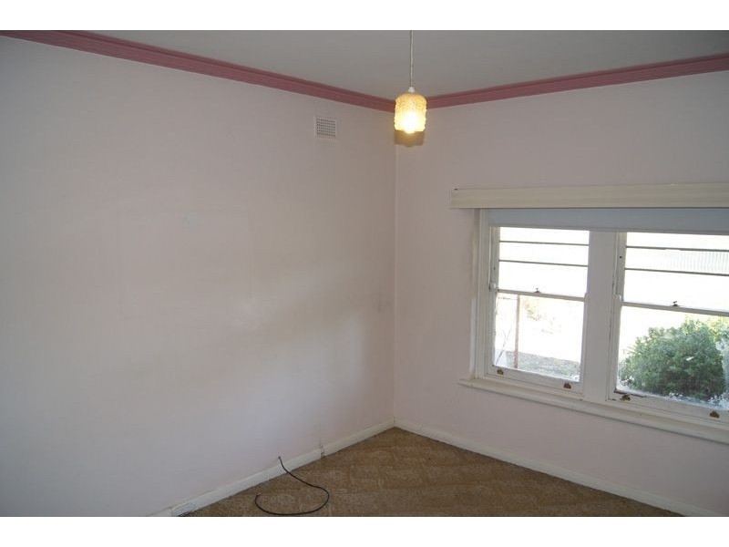 21 Edgecombe St, Woodville North SA 5012