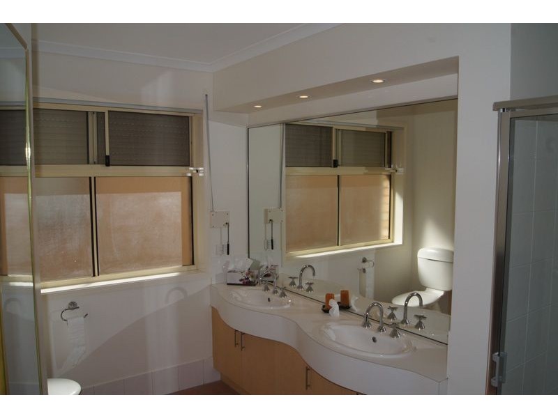 4 Scotney Court, Oakden SA 5086