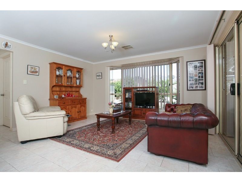 3 Liana Court, Para Hills West SA 5096