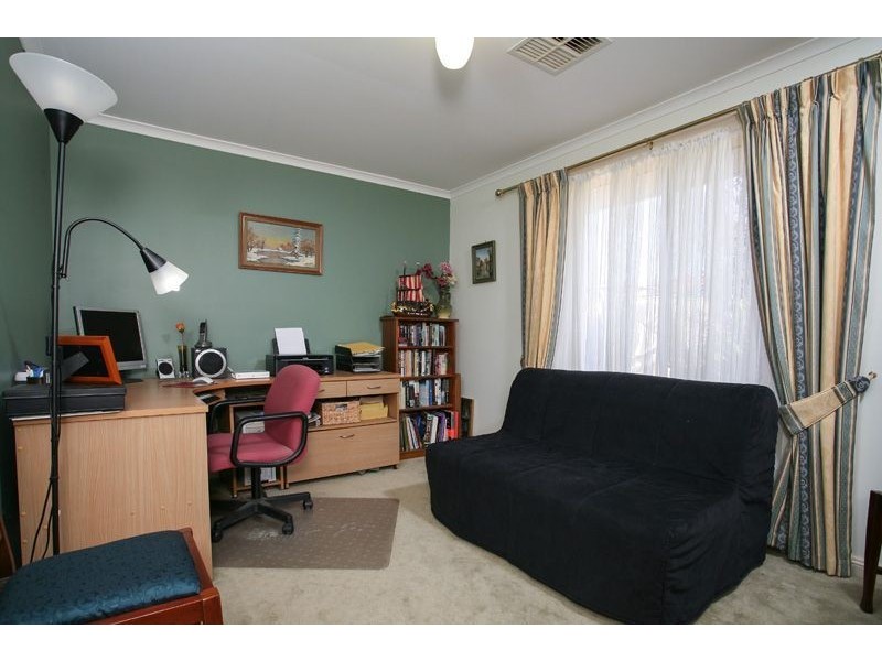 3 Liana Court, Para Hills West SA 5096