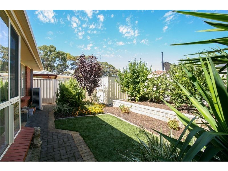 3 Liana Court, Para Hills West SA 5096