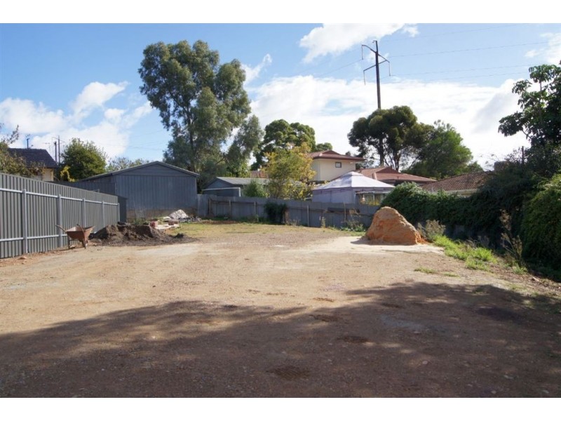 74 Knightsbridge Ave, Valley View SA 5093