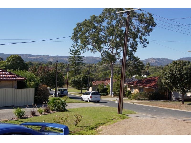 74 Knightsbridge Ave, Valley View SA 5093