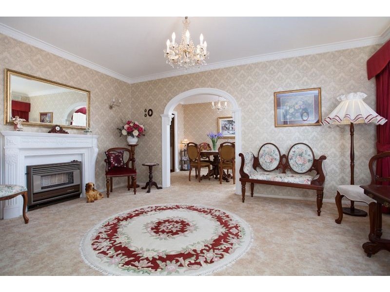 17 Demaret Ave, Fairview Park SA 5126