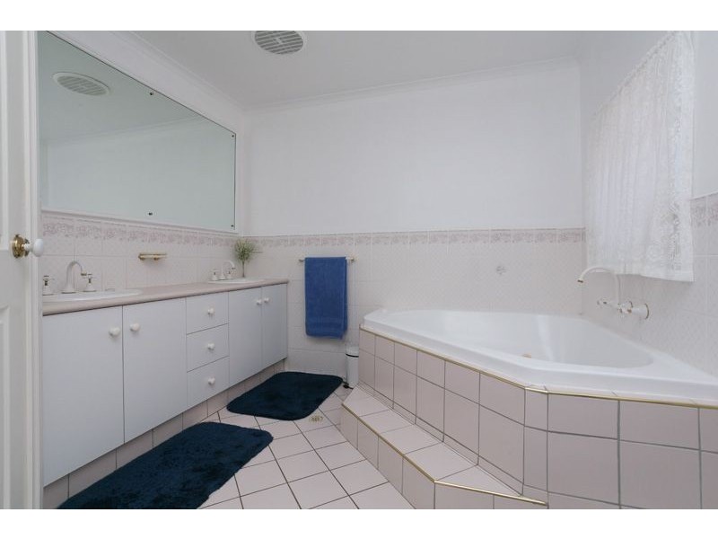 45 Thornton Drive, Greenwith SA 5125