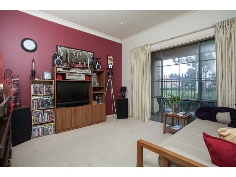 12/16 Parkdale Crescent, Mawson Lakes SA 5095