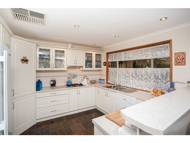 2 Lawson Court, Golden Grove SA 5125