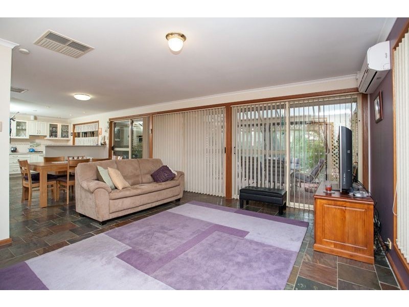 2 Lawson Court, Golden Grove SA 5125