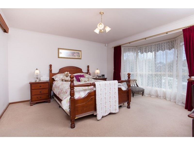 2 Lawson Court, Golden Grove SA 5125