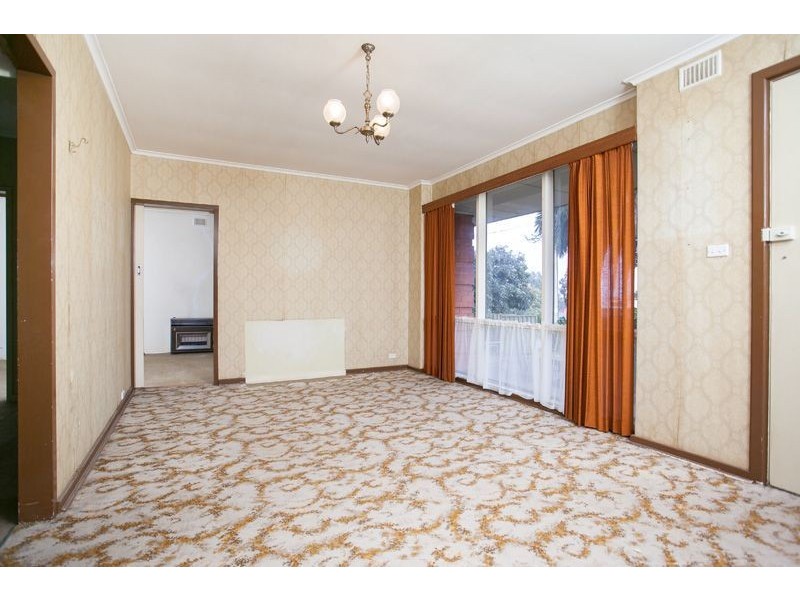 6 Kimba Road, Para Hills SA 5096