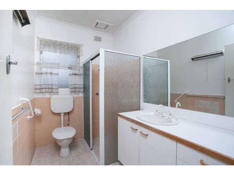 6 Kimba Road, Para Hills SA 5096