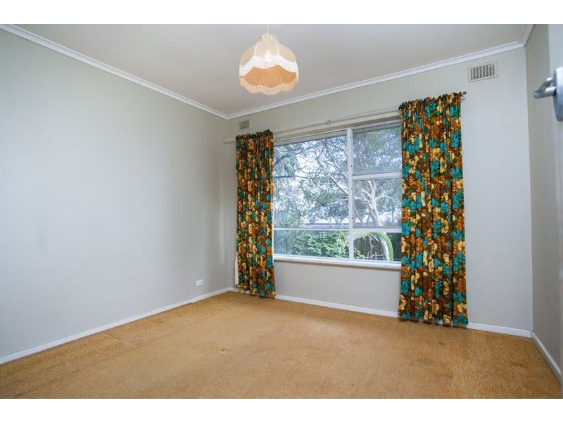 6 Kimba Road, Para Hills SA 5096