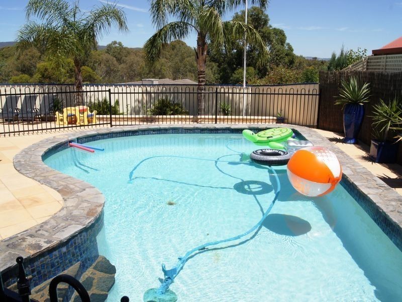 33 Edinburgh Road, Modbury SA 5092