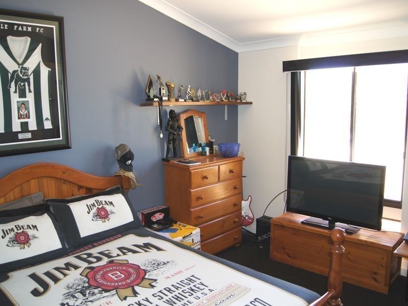 33 Edinburgh Road, Modbury SA 5092