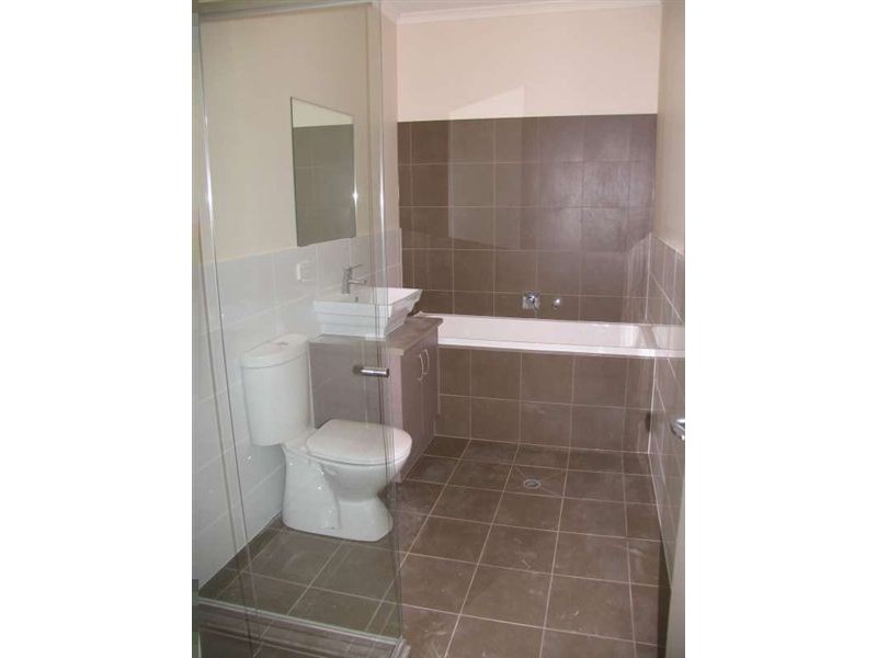 49A Trinity Circuit, Mawson Lakes SA 5095