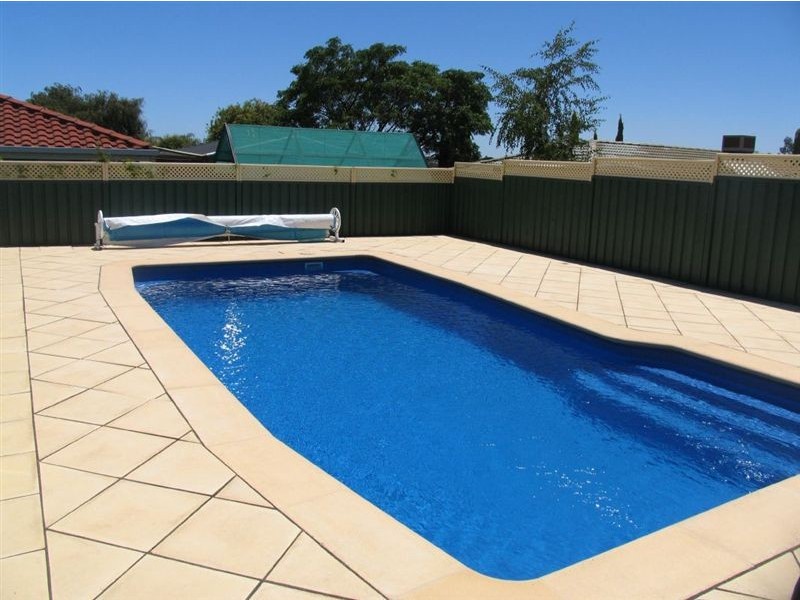 26 Trevithick Crescent, Redwood Park SA 5097